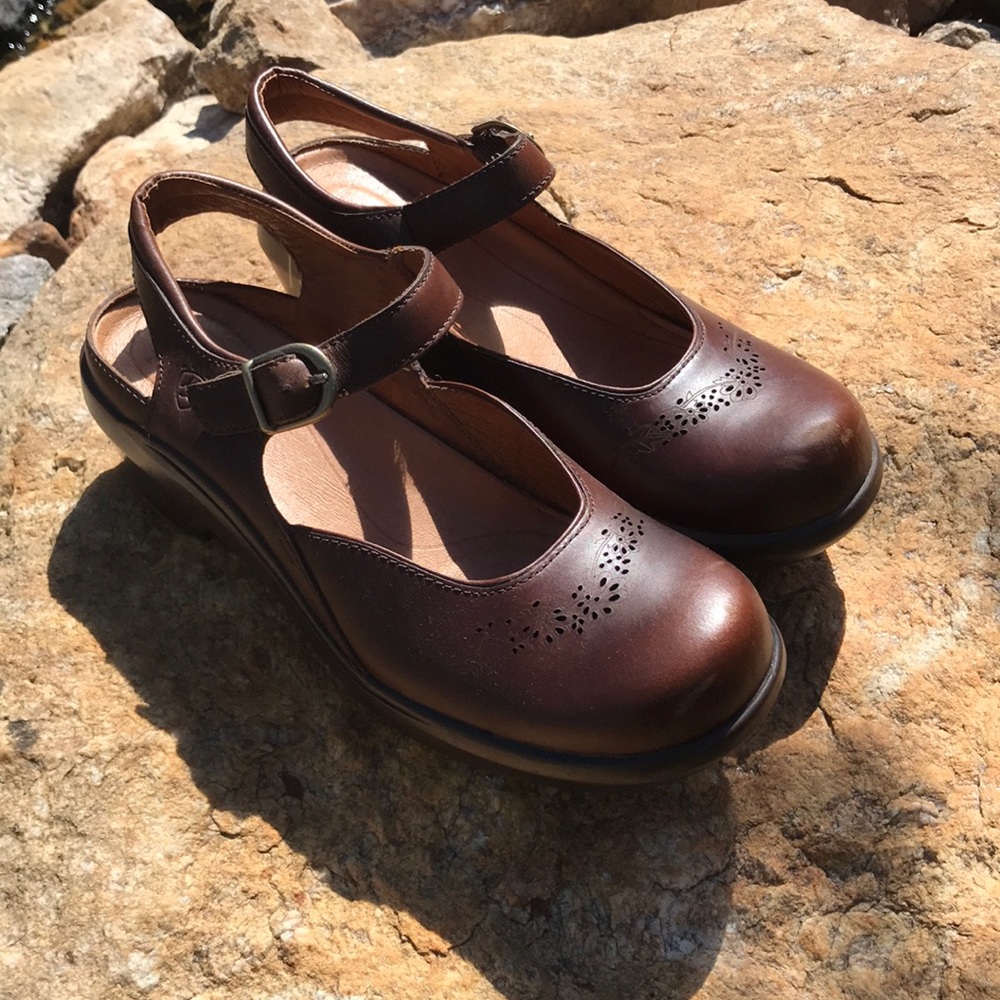 Ariat Mary Jane’s
